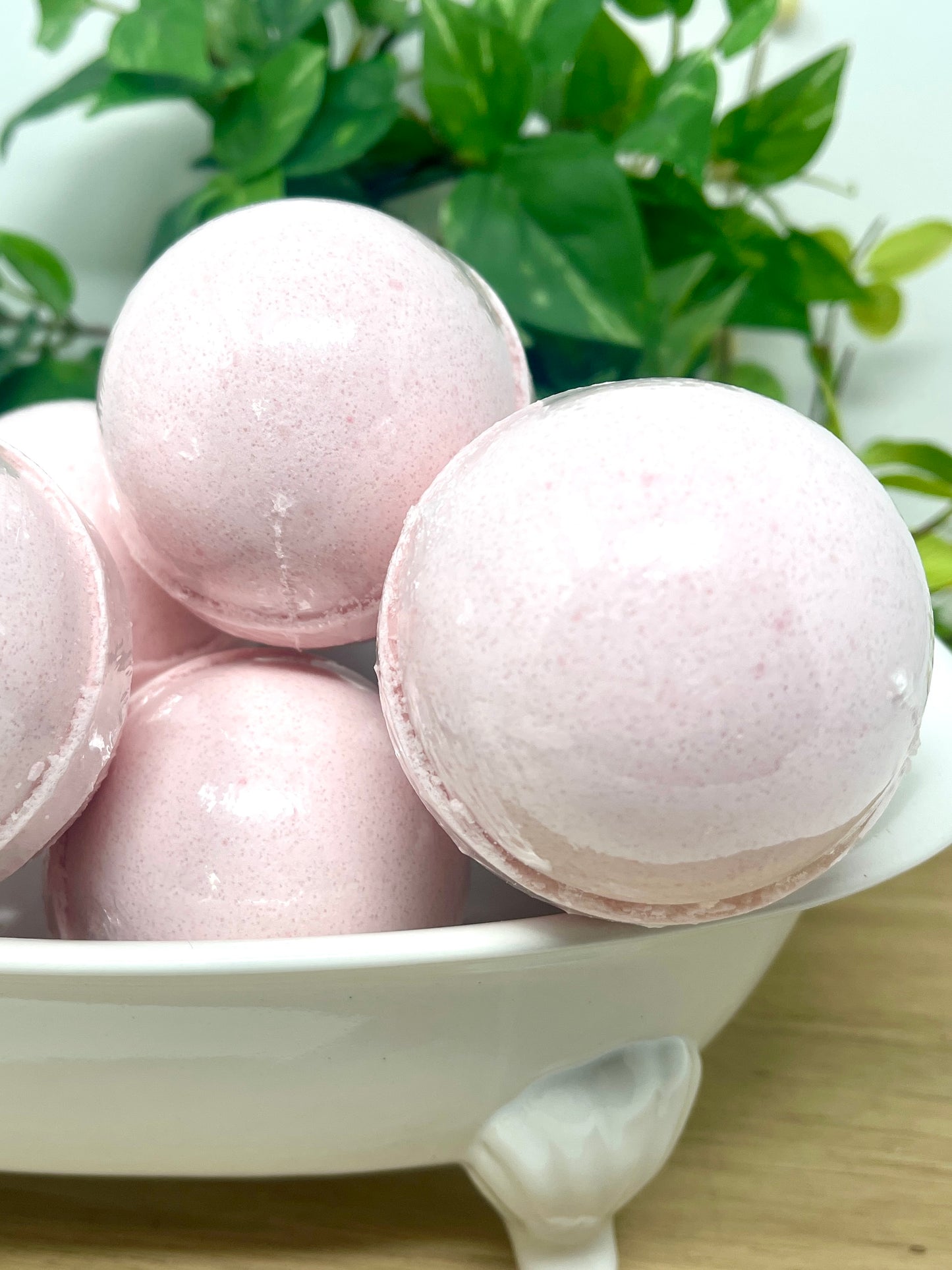 Strawberry Guava Bath Bomb